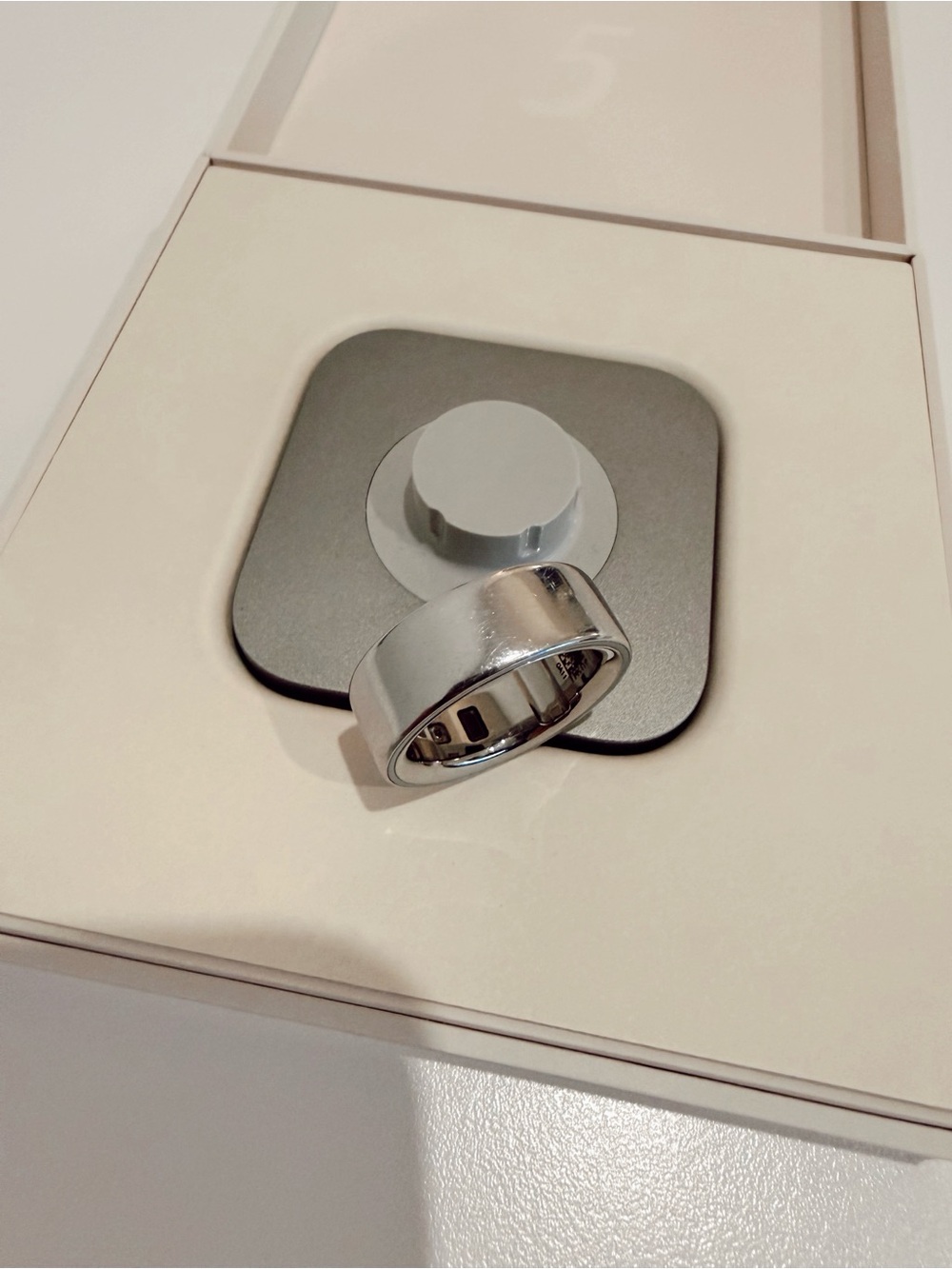 Oura Ring Gen 4 - size 8